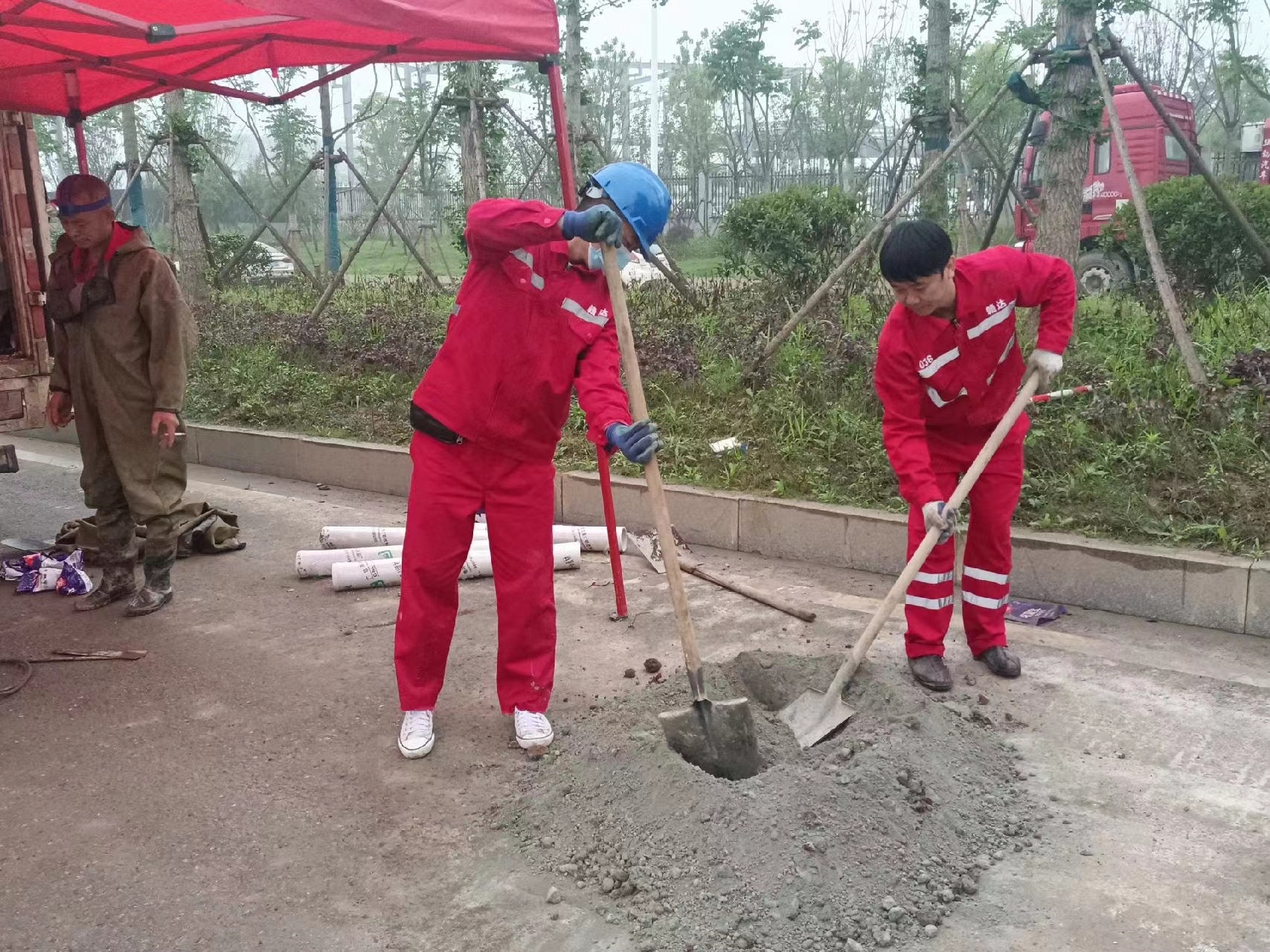 乌审管道疏通哪家好】及时进行市政管道清淤